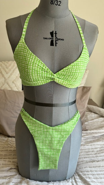 That's Hot Top and Slay Bottoms XS